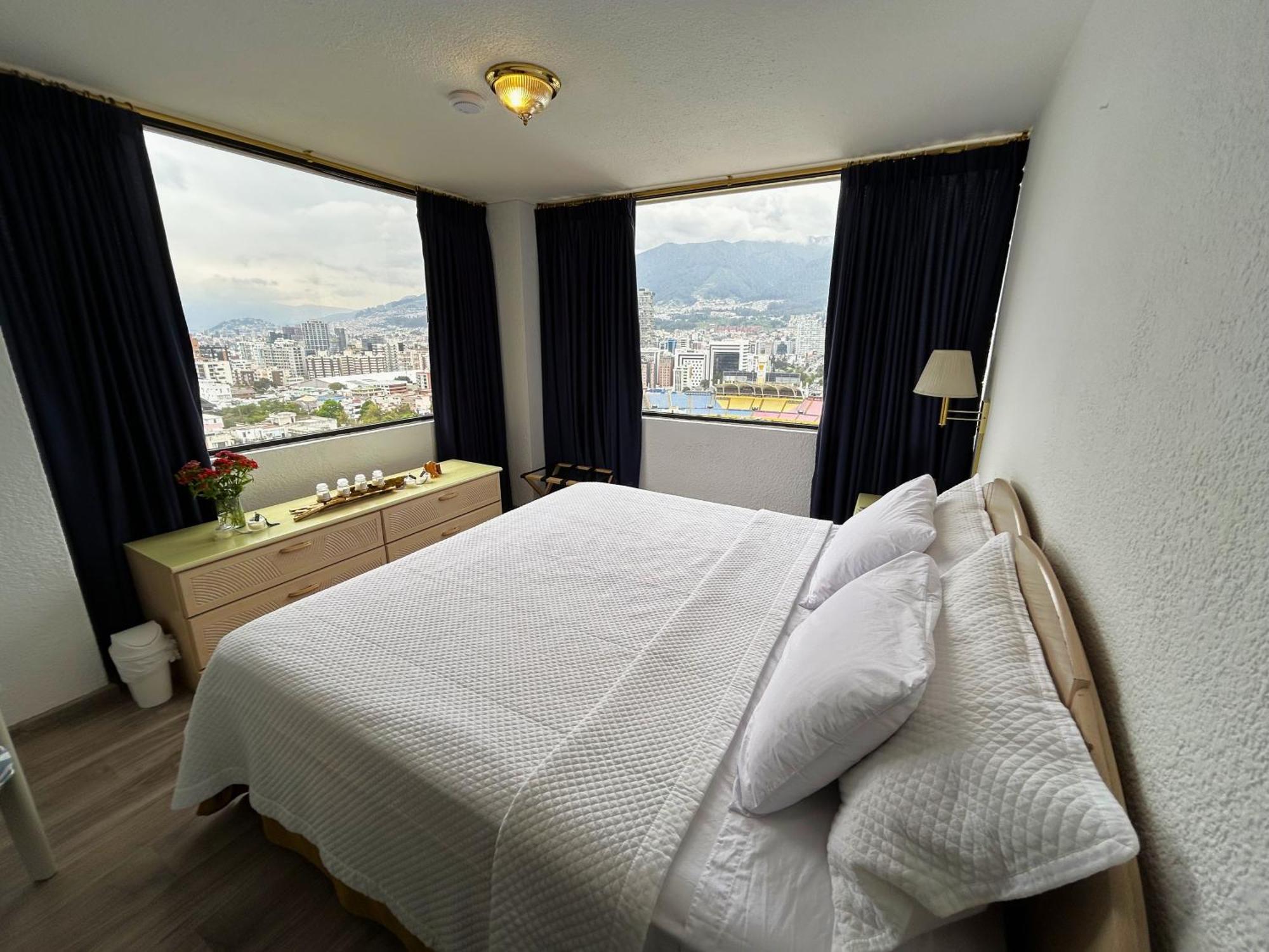 Stanford Suites Hotel Quito Pokoj fotografie